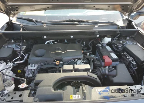 2021 Toyota Rav4 Xle z USA, uszkodzony, nr VIN 2T3P1RFV8MC202347